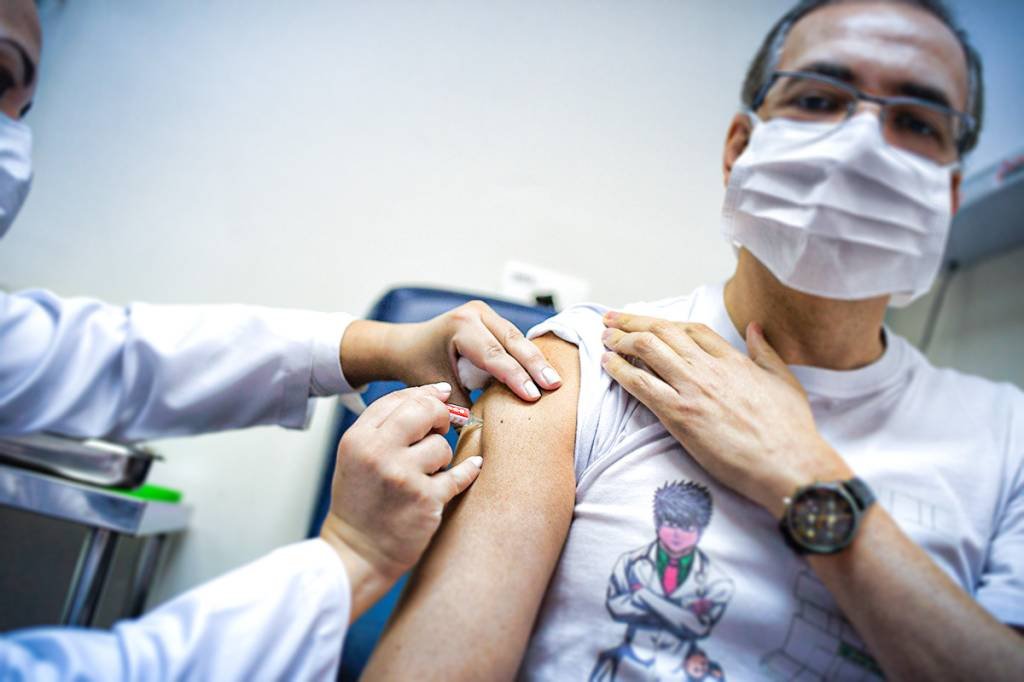 Vacina da chinesa Sinovac em testagem: vacina da Johnson & Johnson se soma às vacinas atuais em teste (Getty Images/Getty Images)