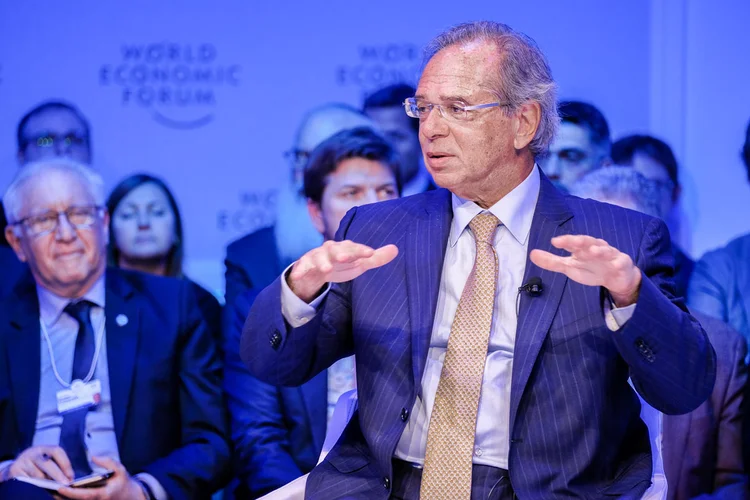 Paulo Guedes: "O Brasil bateu lá embaixo e voltou em forma de 'V'. Só no mês passado criamos mais de 300 mil empresas" (Walter Duerst/World Economic Forum/Divulgação)