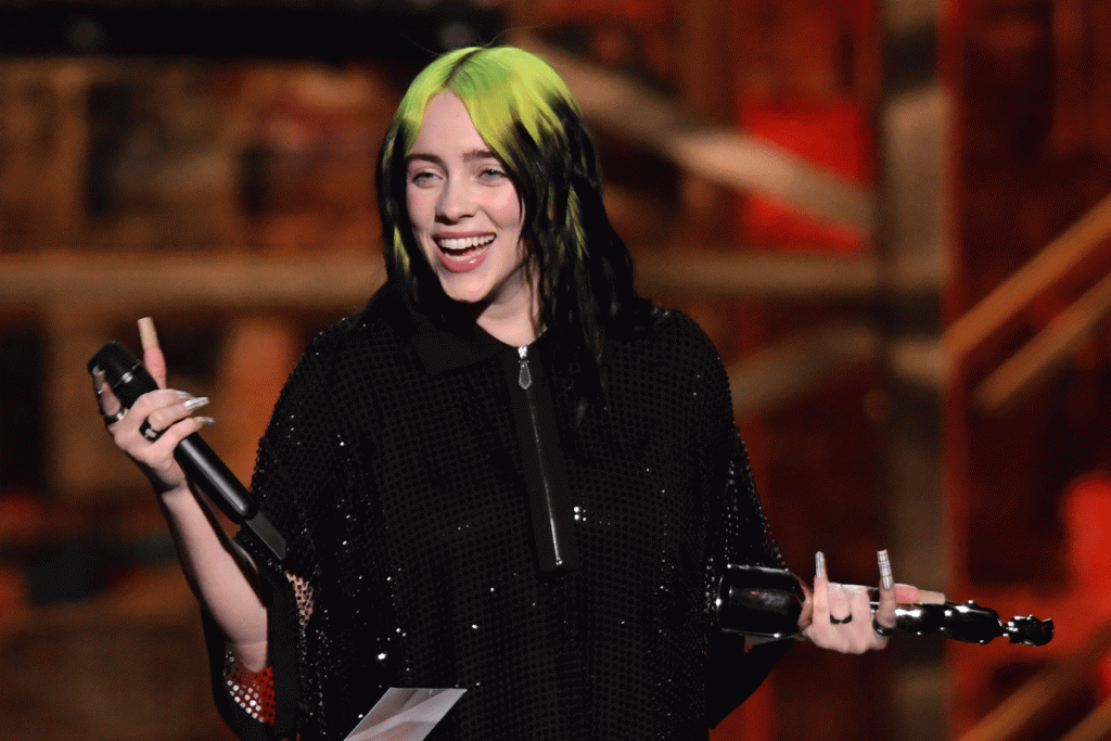 Billie Eilish será principal atração do festival de Glastonbury de 2022