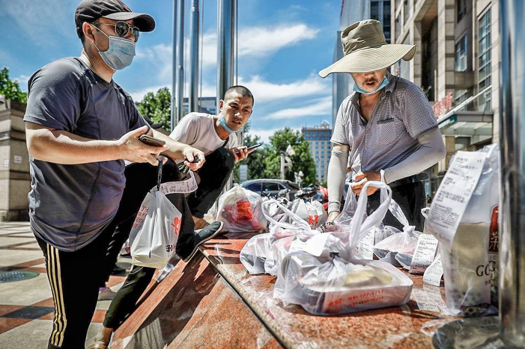 "iFood chinês" começa campanha contra desperdício no delivery