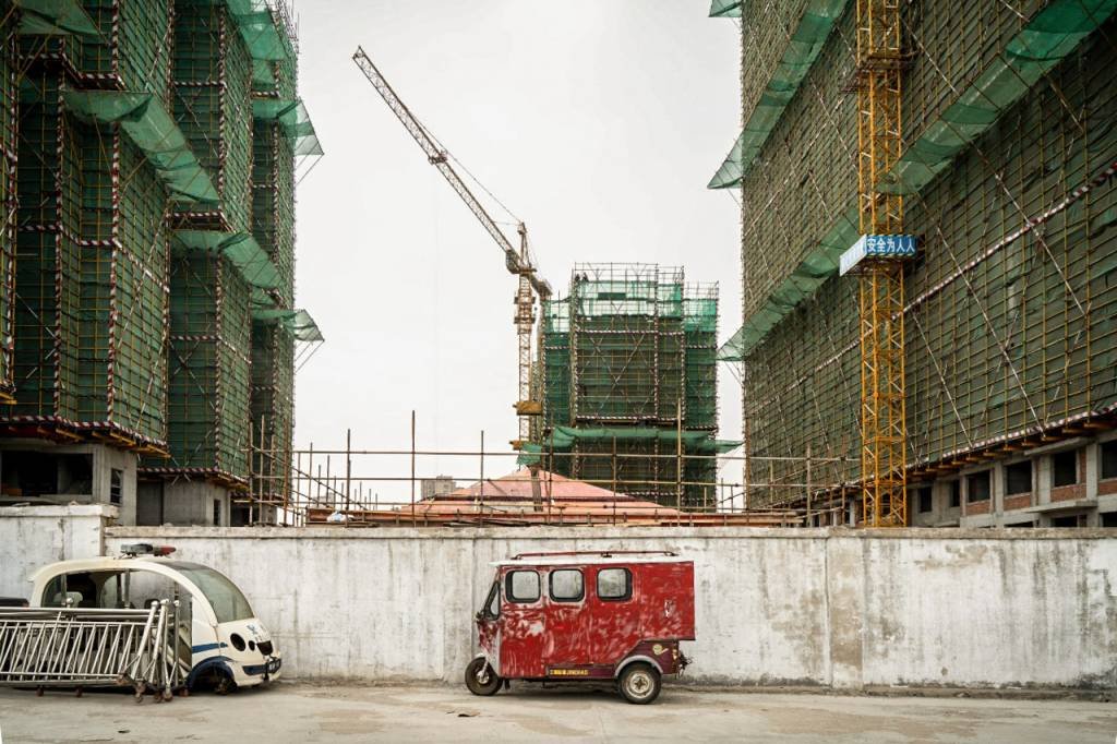 Máquinas e grandes obras: o plano chinês para reaquecer a economia
