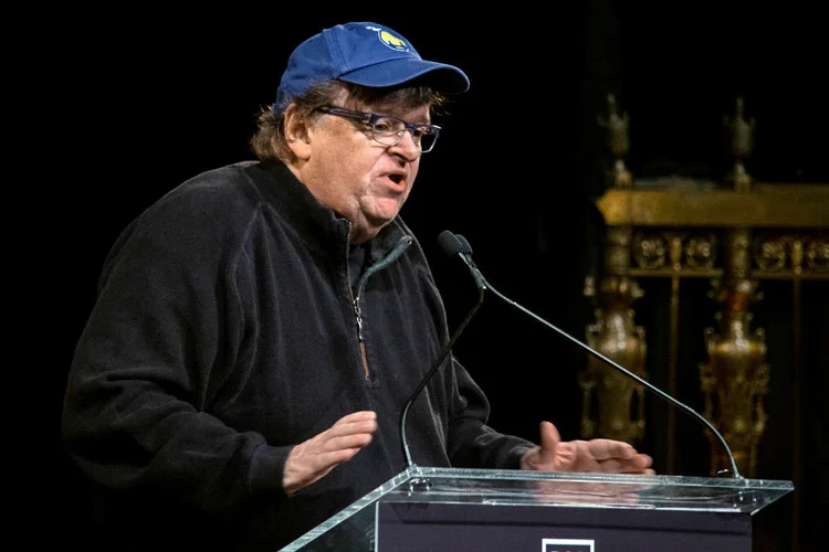 Michael Moore: "Onde está a empolgação para Biden?" (Santiago Felipe/Getty Images)