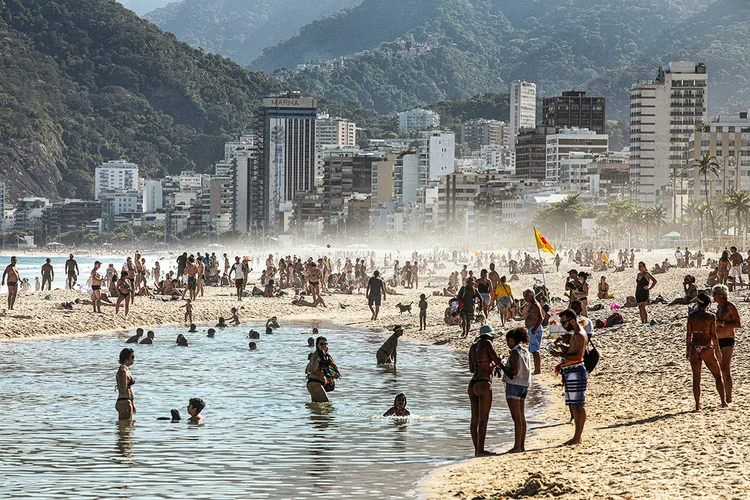 Rio de Janeiro: Crivella mantém fechados praias, cinemas e teatros (Ian Cheibub/Reuters)