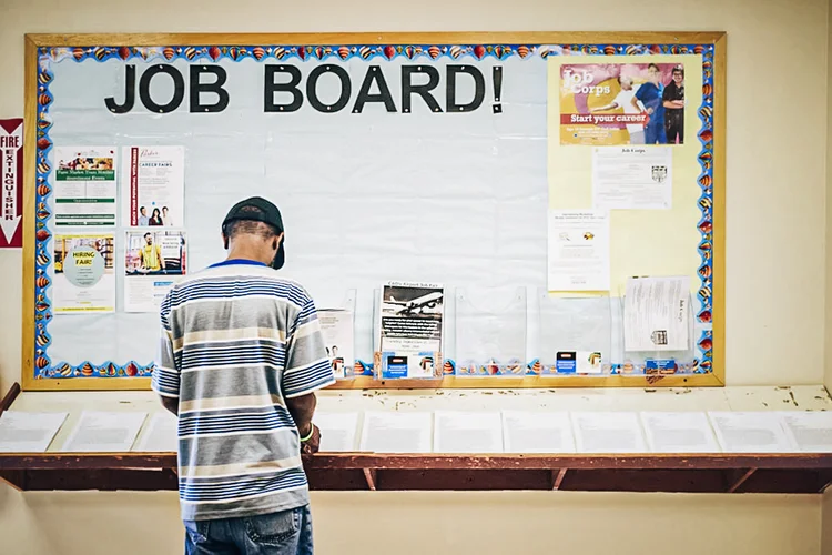 Desemprego nos Estados Unidos (Gabby Jones/Bloomberg/Getty Images)