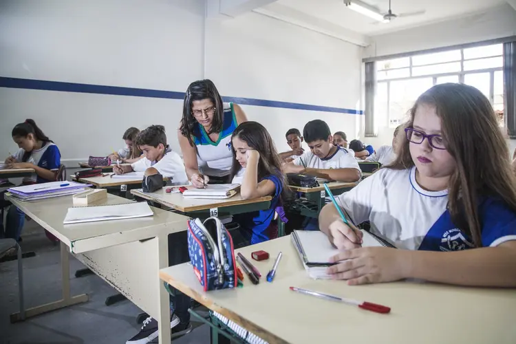 Escola pública: alunos mais pobres que ficaram sem internet na pandemia são o maior desafio da educação diante do coronavírus (Leandro Fonseca/Exame)