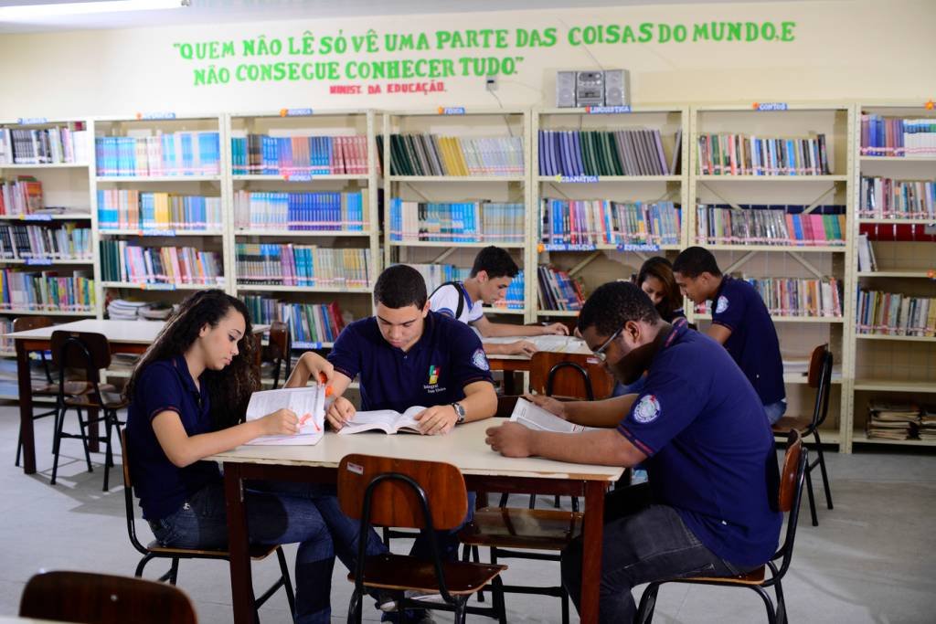 Escola estadual em Pernambuco: o estado nordestino e Goiás foram os únicos que bateram a meta do ideb nas três etapas na rede pública (Alexandre Battibugli/Exame)