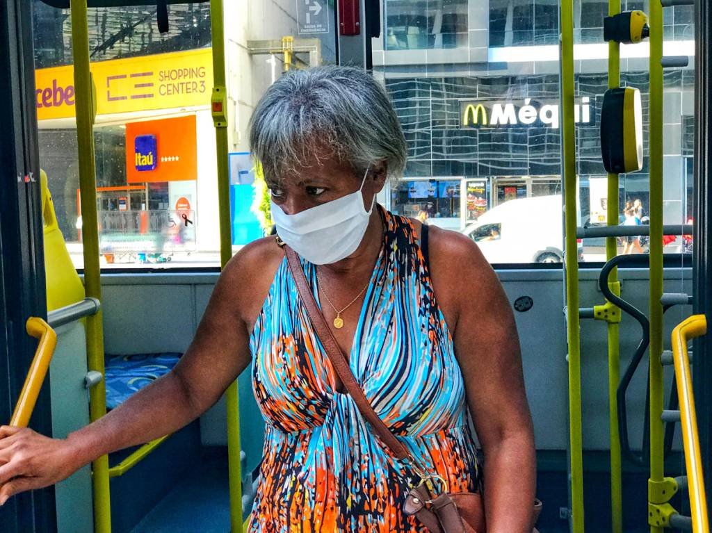 Segundo o texto, as verbas custearão a gratuidade do transporte público para pessoas acima de 65 anos (Roberto Parizotti/Fotos Públicas)