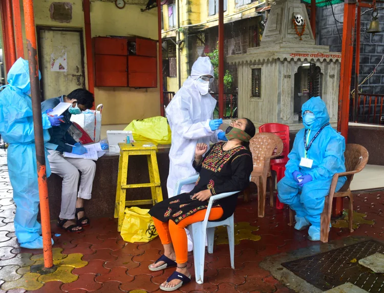 Índia: país superou os 4 milhões de infectados pelo coronavírus (Anshuman Poyrekar/Hindustan Times/Getty Images)