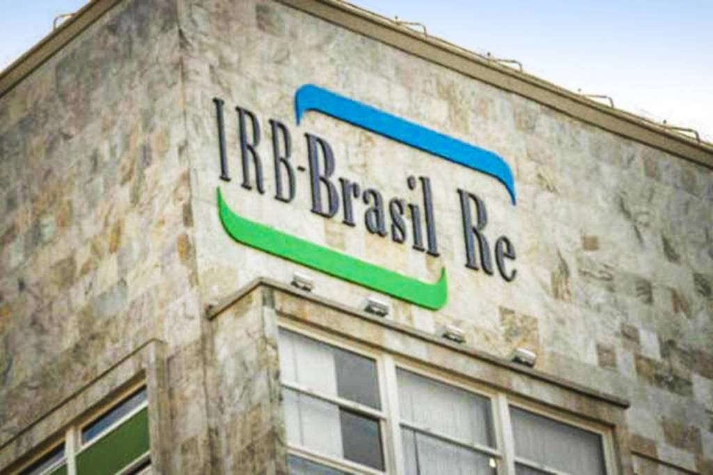 IRB (IRBR3) lucra R$ 22,3 milhões em julho e ações saltam quase 6%