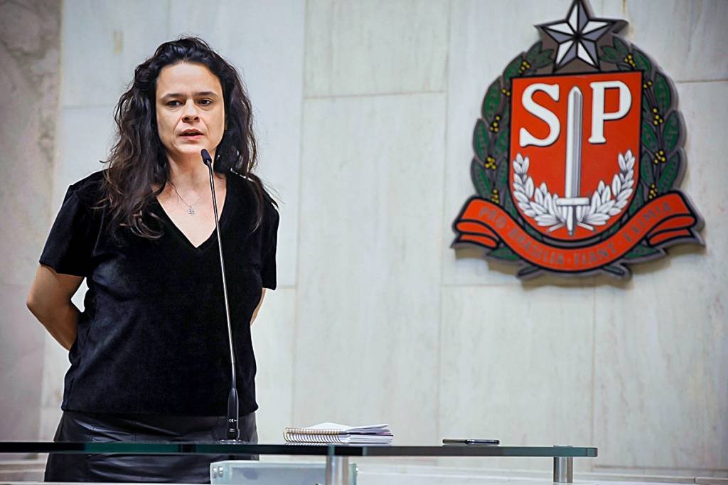 Para agradar Bolsonaro, PSL quer Janaína Paschoal para prefeita de SP