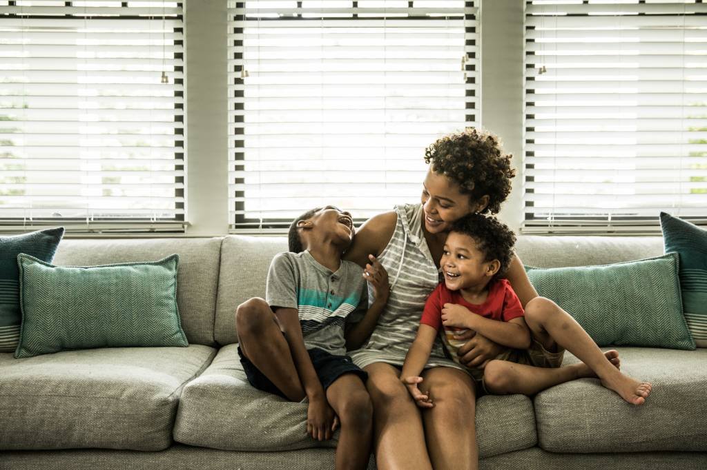 Natura vê melhor relação de mães consultoras com seus filhos após suporte