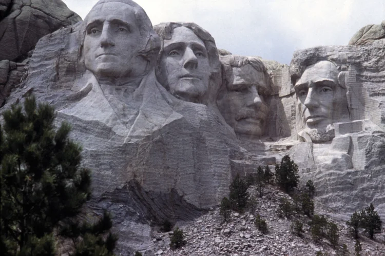 Monte Rushmore: escultura com os rostos de quatro dos maiores presidentes americanos na história (Pierre PERRIN/Gamma-Rapho/Getty Images)