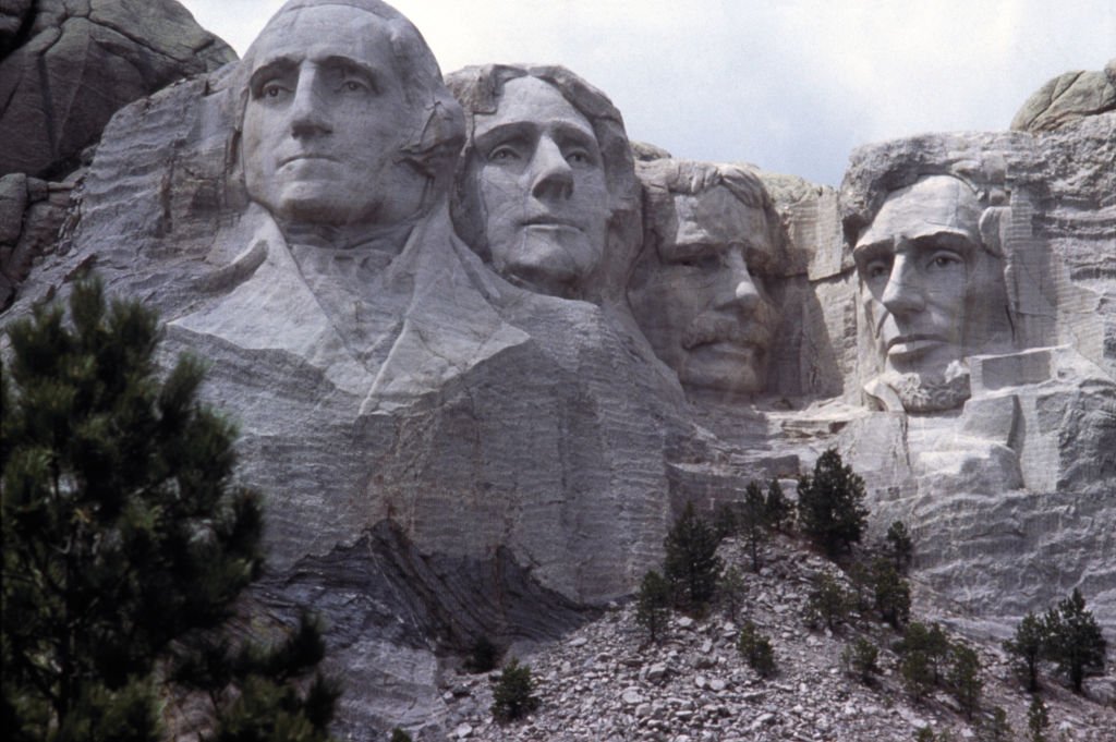 Trump diz que seria uma "boa ideia" ter seu rosto no Monte Rushmore