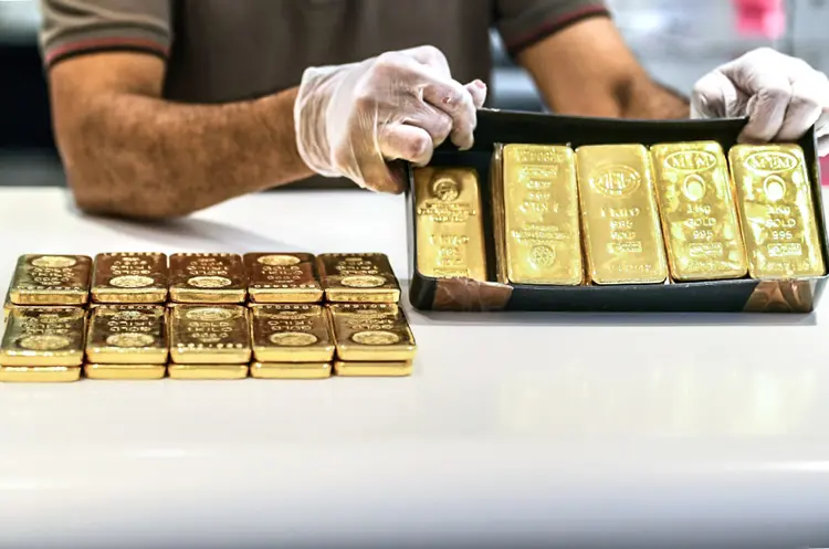 Ouro: metal já se valorizou 32% no ano (AFP/AFP)