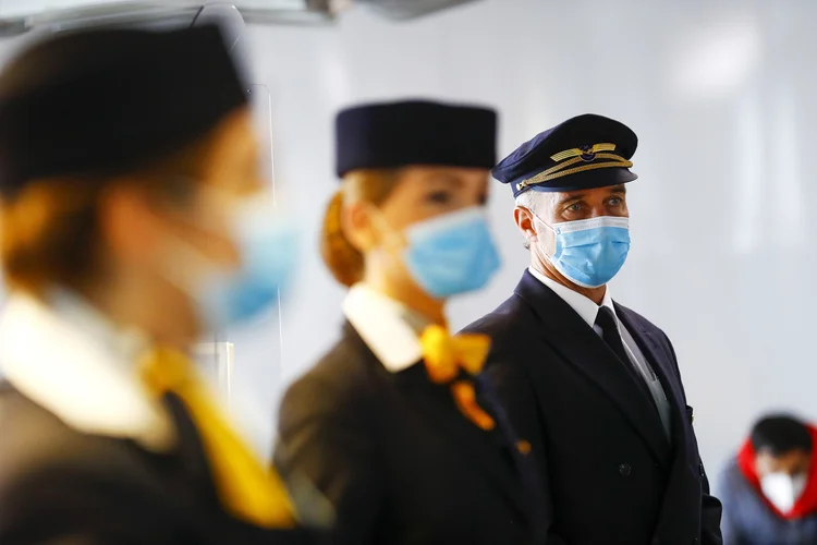 Aviação comercial: crise decorrente da pandemia obrigou empresas aéreas a estacionar a maior parte de suas frotas de aviões (Alex Kraus/Bloomberg/Bloomberg)