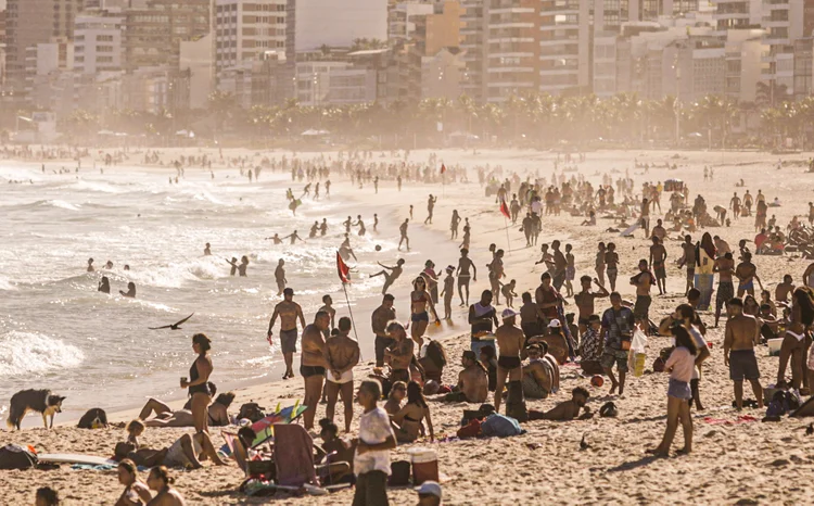 Rio registra neste domingo menor taxa de isolamento em quatro semanas (Ricardo Moraes/Reuters)