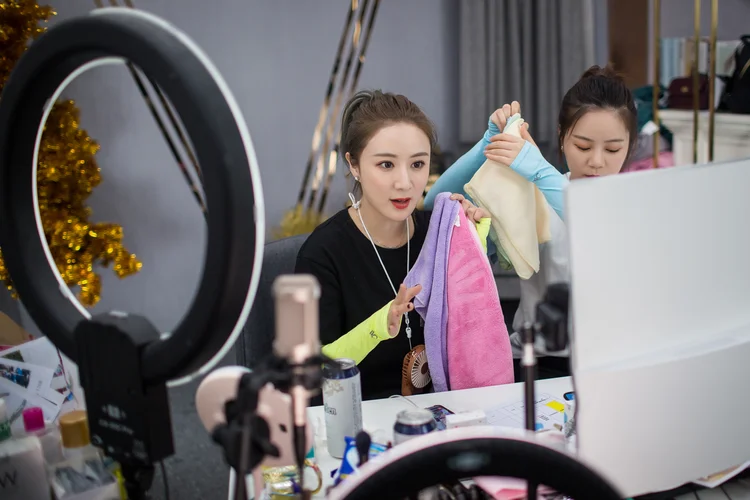 Shopstreaming: este novo modelo de vendas deve faturar 129 bilhões de dólares em 2020, um crescimento de 111% em relação ao ano anterior (Chen Zhongqiu/VCG/Getty Images)