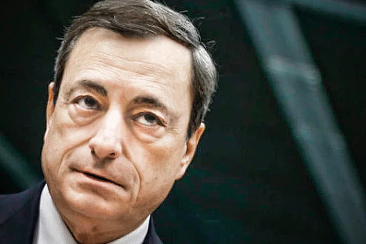 Mario Draghi: ex-presidente do Banco Central Europeu aceitou a incumbência de formar um novo governo na Itália (Francois Lenoir/Reuters)