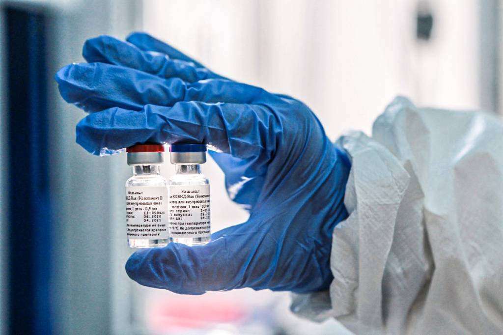 PF investiga venda de suposta vacina contra covid-19 em Niterói