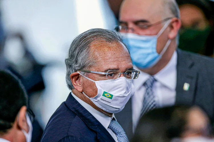Guedes: "As medidas para conter a pandemia nunca foram desculpa para continuar gastando" (Adriano Machado/Reuters)