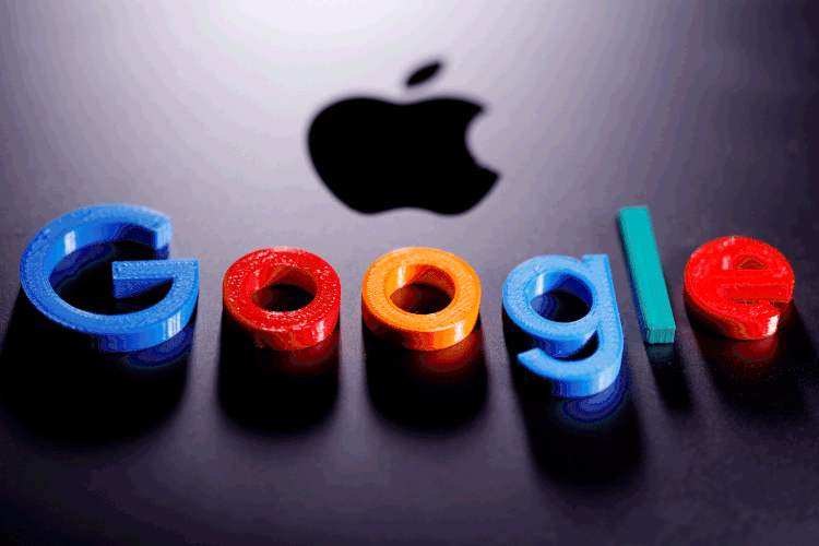 Google e Amazon: empresas estão juntos, ainda que Steve Jobs, co-fundador da Apple, uma vez tenha prometido "guerra termonuclear" quando soube que o Google estava trabalhando em um rival para o sistema do iPhone. (Dado Ruvic/Reuters)
