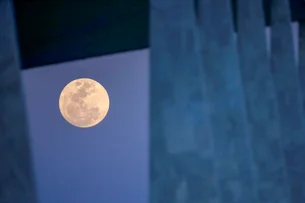 Qual a fase da Lua de hoje, 15 de abril de 2025?