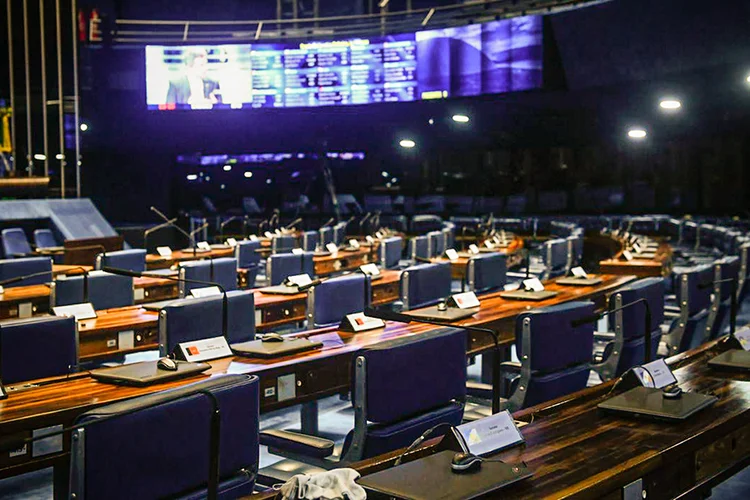 Senado: senadores aprovararm hoje, 2, um projeto de lei que proíbe o corte de bolsas de estudo durante a pandemia (Jane de Araújo/Agência Senado)