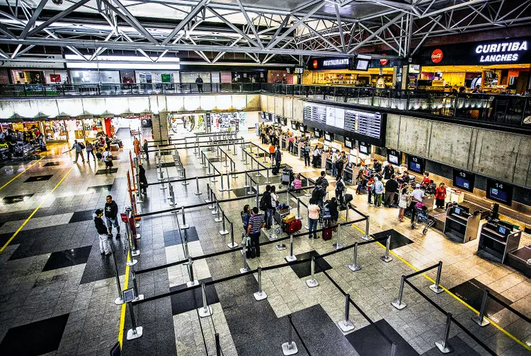Aeroporto Afonso Pena, em Curitiba: leilão no primeiro trimestre de 2021 (Ernesto Reghran/Pulsar)