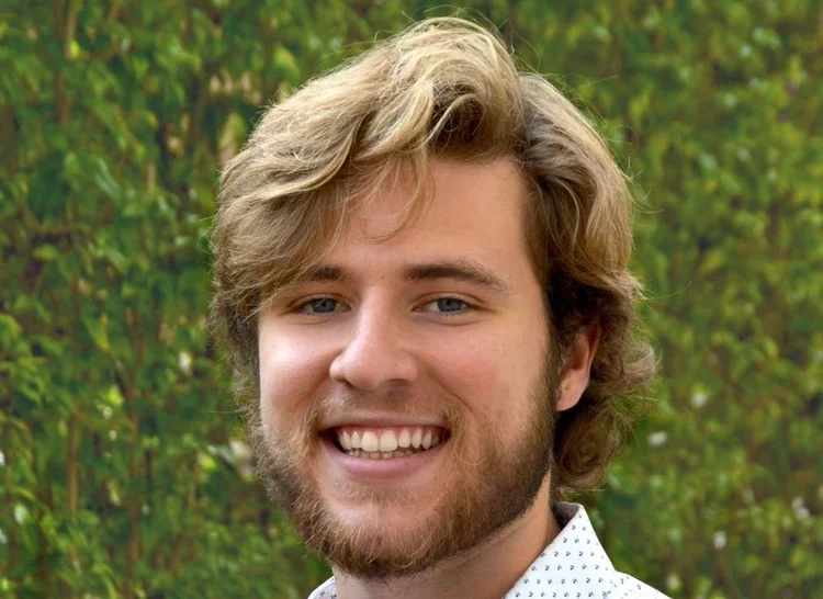 Alexandre Dubugras, presidente e fundador da Alude: empreendedor havia trabalhado no setor imobiliário durante a faculdade (Alude/Divulgação)