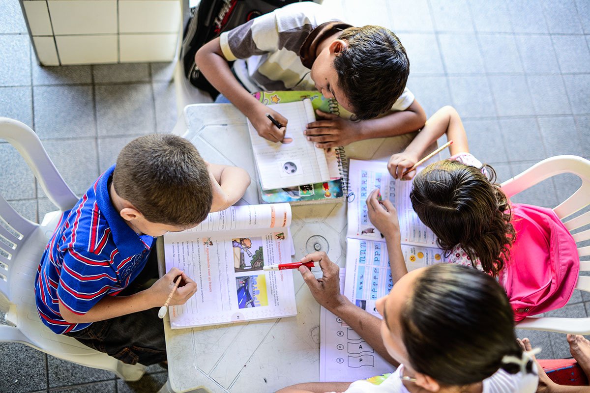 Dinheiro do Fundeb para escolas privadas é ruim?