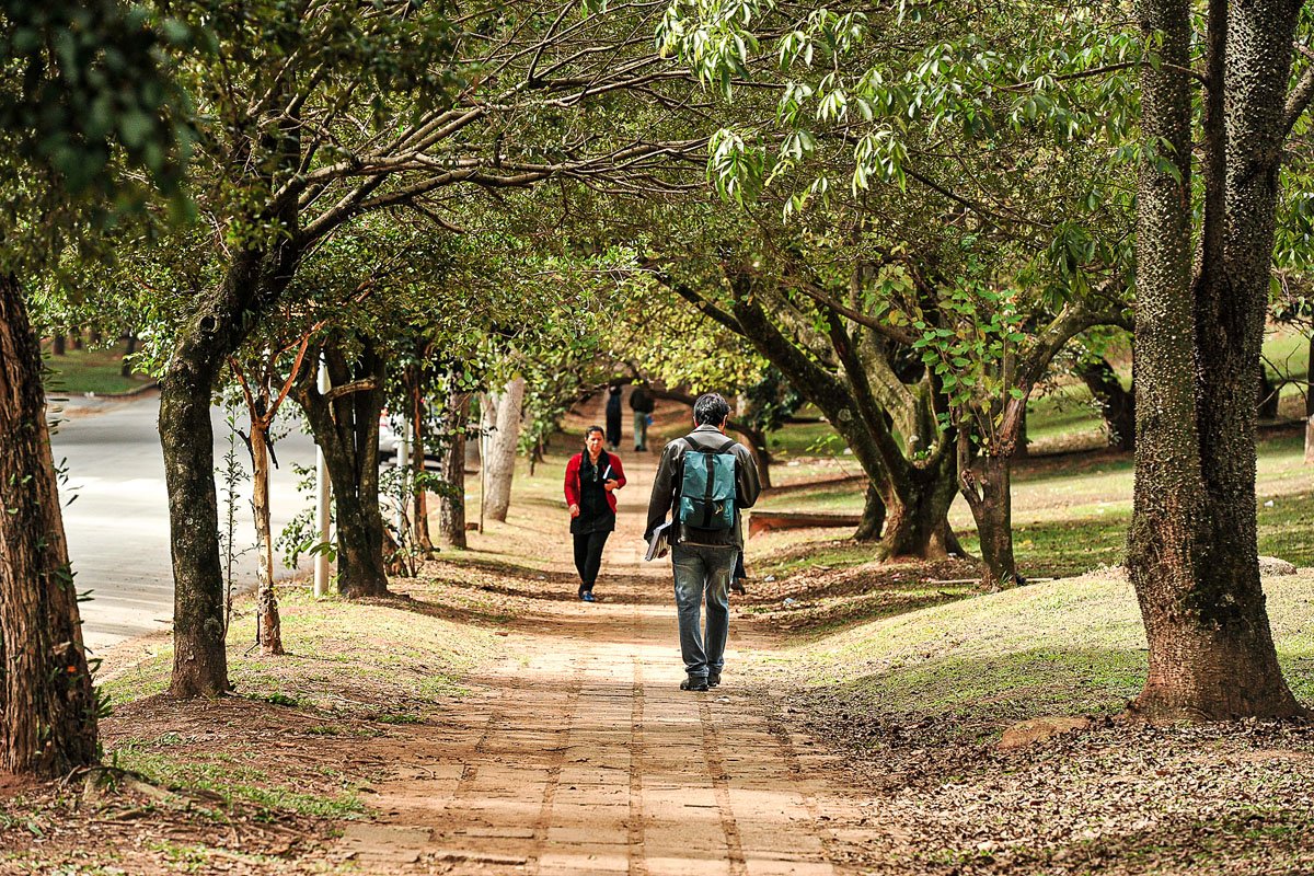 USP libera volta presencial, mas faculdades não retomam aulas