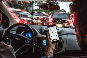 Imagem referente à matéria: Quanto motoristas de Uber devem economizar por mês com a mudança na gasolina?