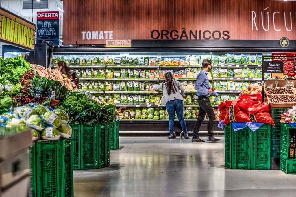 Entre 2019 e 2021 houve um houve aumento de 63% no consumo de produtos orgânicos pelos brasileiros (Germano Lüders/Exame)