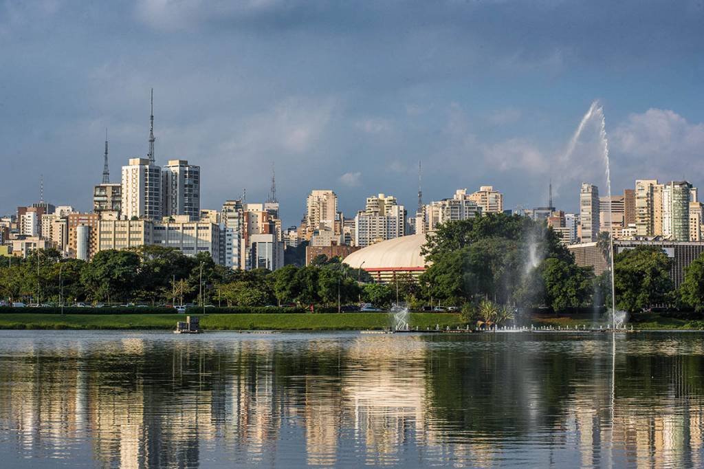 Vista do Parque Ibirapuera, em São Paulo: imóveis em bairros do entorno, como a Vila Nova Conceição, estão entre os mais valorizados da cidade | Foto: Germano Lüders/EXAME (Exame/Germano Lüders)