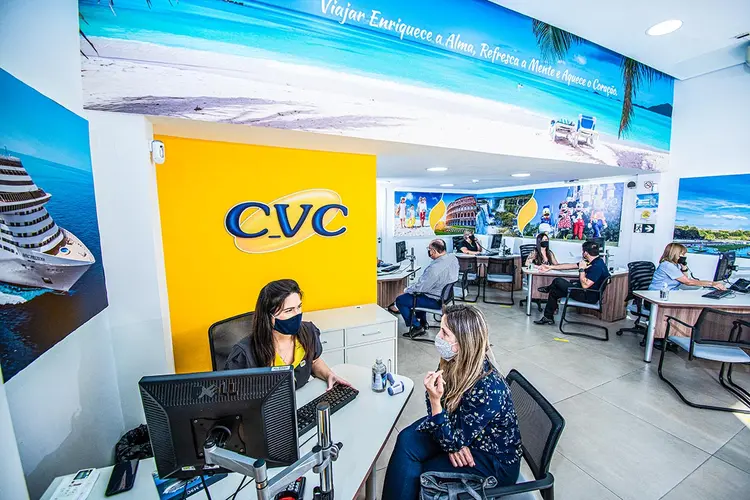 CVC: agência de turismo estuda levantar recursos no mercado (Germano Lüders/Exame)