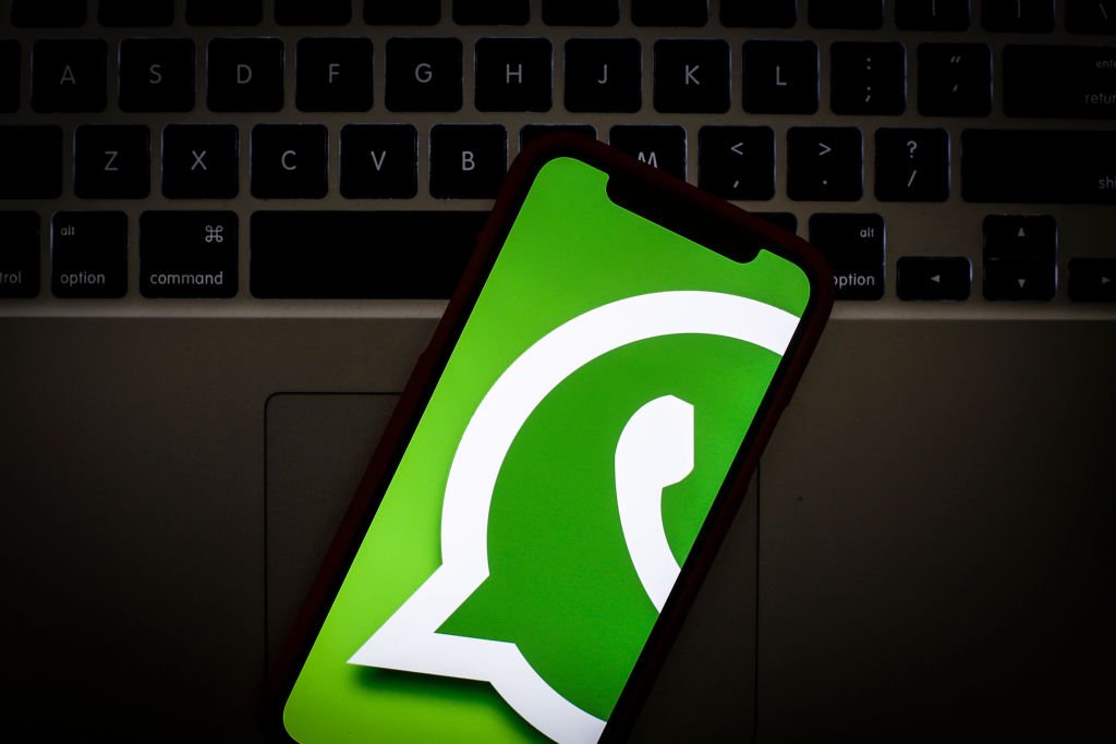WhatsApp: mensageiro contará com criptografia para mensagens salvas em backup na nuvem (Jaap Arriens/NurPhoto/Getty Images)
