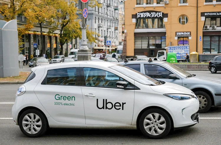 Uber: companhia quer ter frota totalmente composta por carros elétricos (Sean Gallup / Equipe/Getty Images)