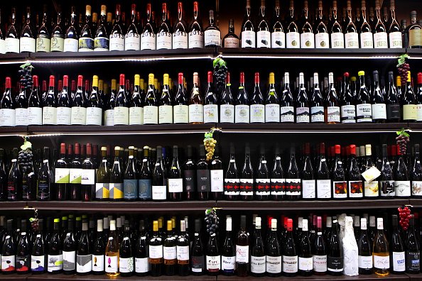Vale a pena comprar vinho no supermercado? Confira ofertas que dizem sim