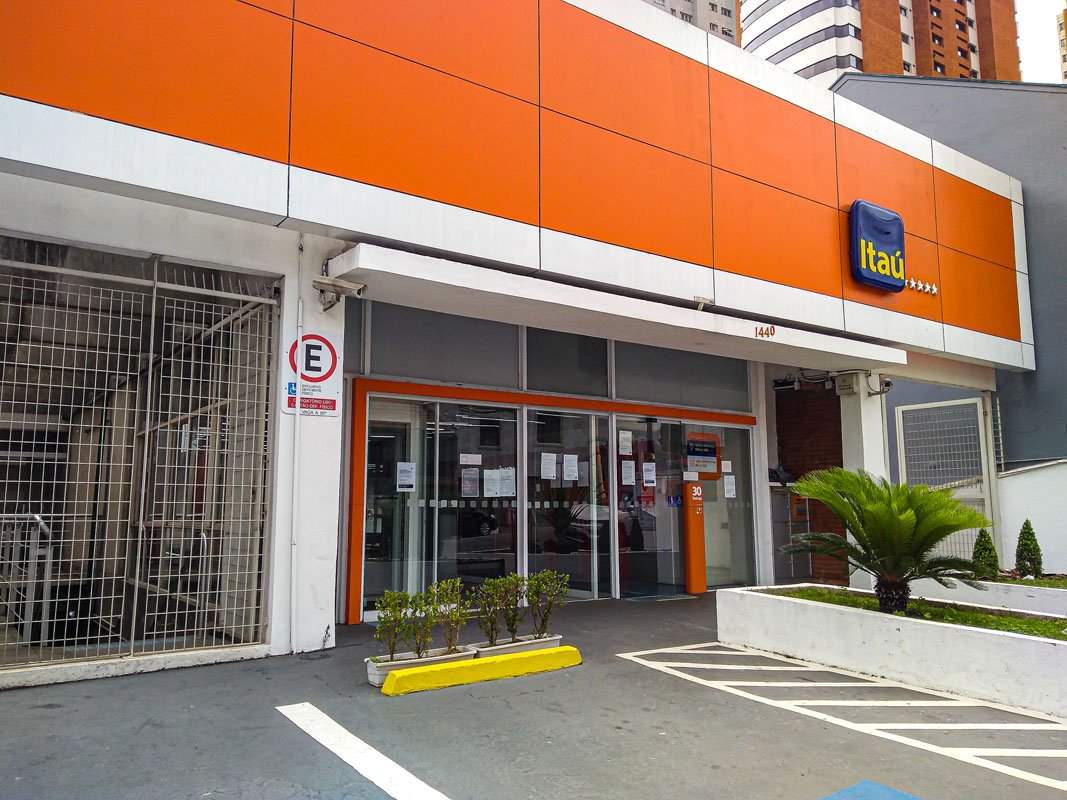 Agências do Itaú mudarão o horário de funcionamento em janeiro