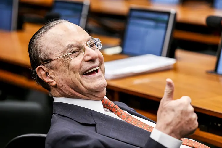 Paulo Maluf: ex-deputado completa 89 anos nesta quinta-feira, 3, pediu a revogação da constrição de bens argumentando que os mesmos foram gravados no testamento com cláusula de impenhorabilidade (Wilson Dias/Agência Brasil)