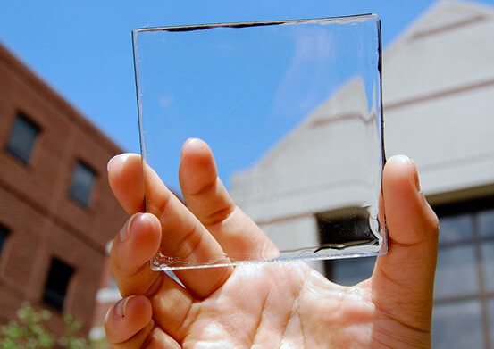 Célula transparente avança e pode transformar janelas em painéis solares