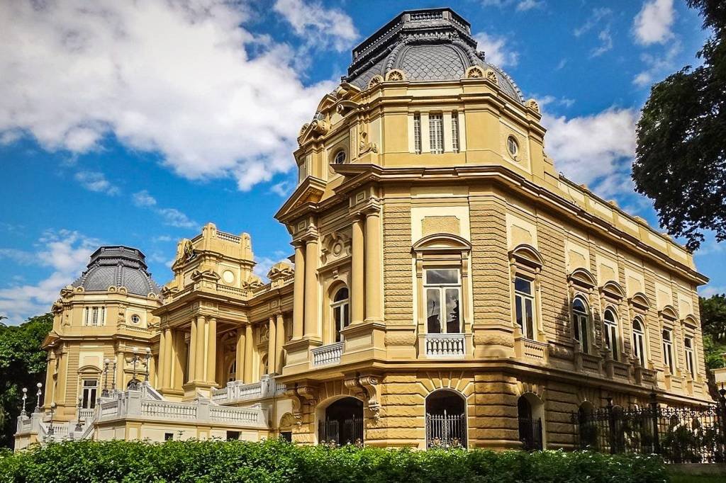 Após 125 anos, STF decide que Palácio Guanabara não é da família real