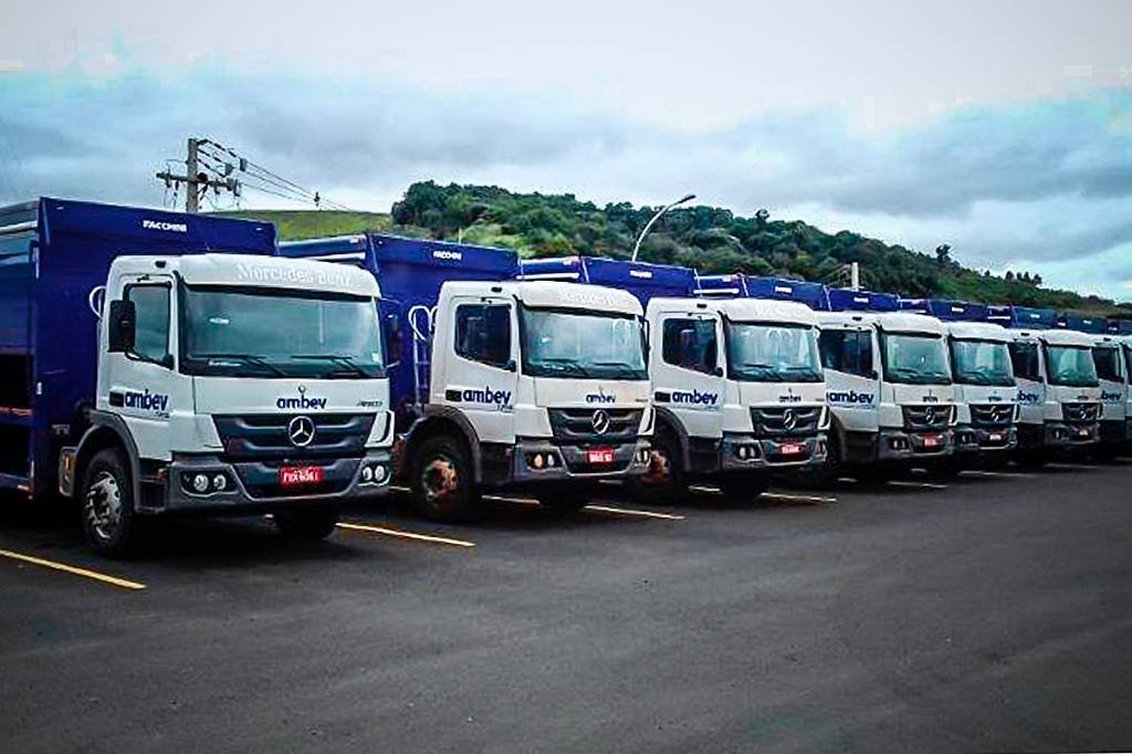 Mercedes fecha contrato para fornecer mega frota de caminhões para Ambev