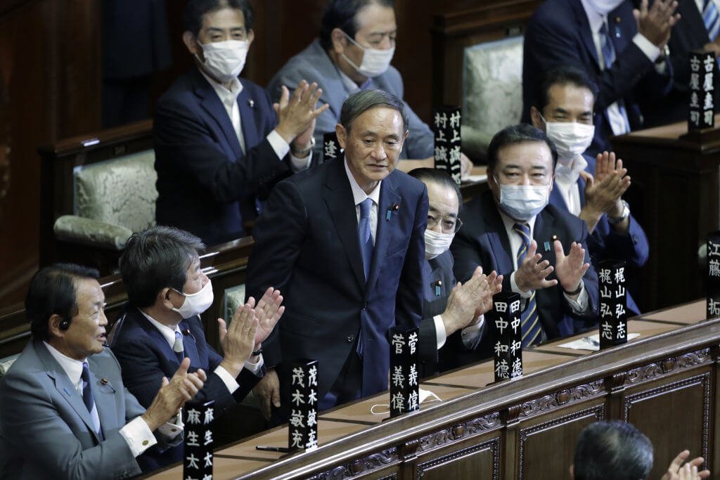Parlamento do Japão elege Yoshihide Suga como novo primeiro-ministro