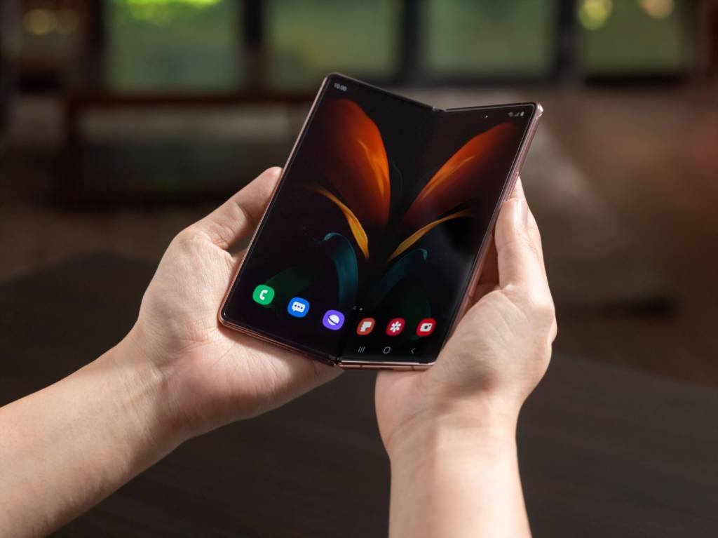 Galaxy Z Fold 2: revelado enfim o novo celular dobrável da Samsung