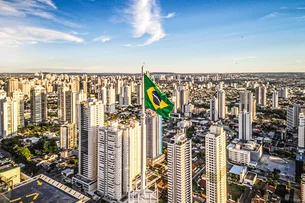 PIB do Brasil desacelera, mas cresce 0,9% no 3º trimestre de 2024