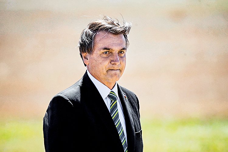 Cirurgia de Bolsonaro acaba no Einstein e presidente passa bem