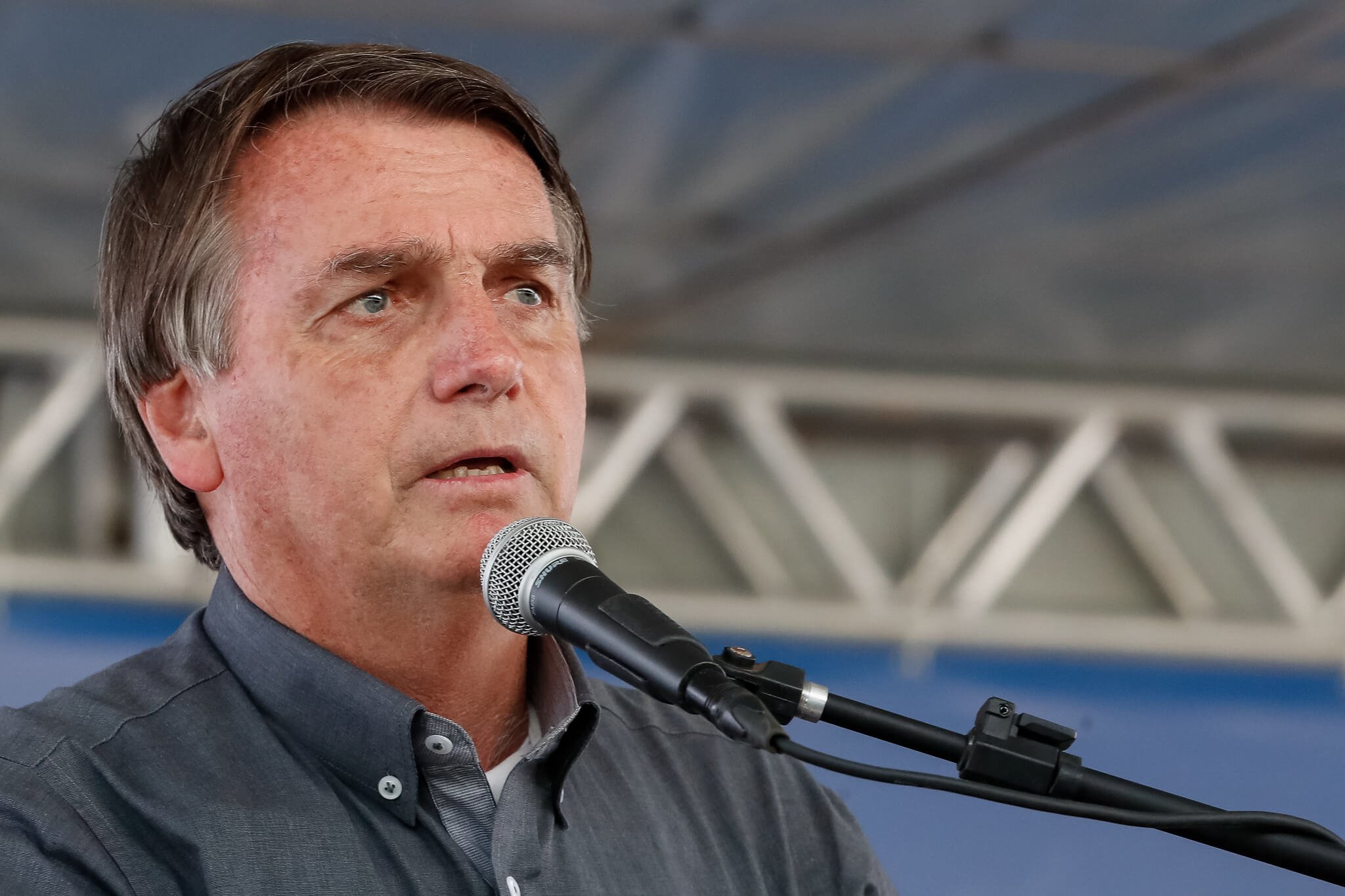 Foco no agronegócio, não nas queimadas: Bolsonaro vai ao Mato Grosso