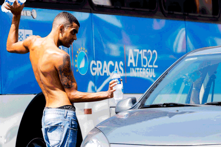 Temperaturas: calor excessivo causa risco de fogo e prejuízos à saúde (Fernando Frazão/Agência Brasil)