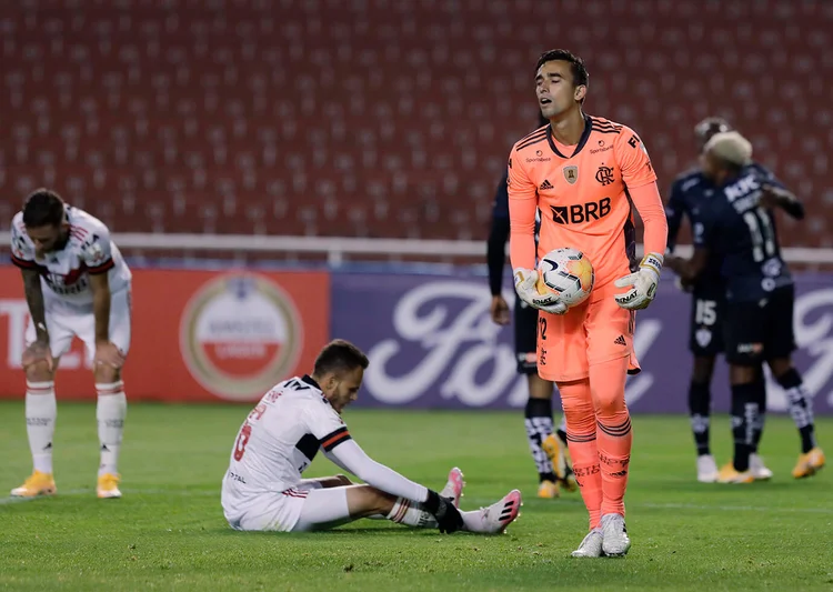 O Flamengo permanece com 6 pontos, na segunda posição (Franklin Jacome/Reuters)